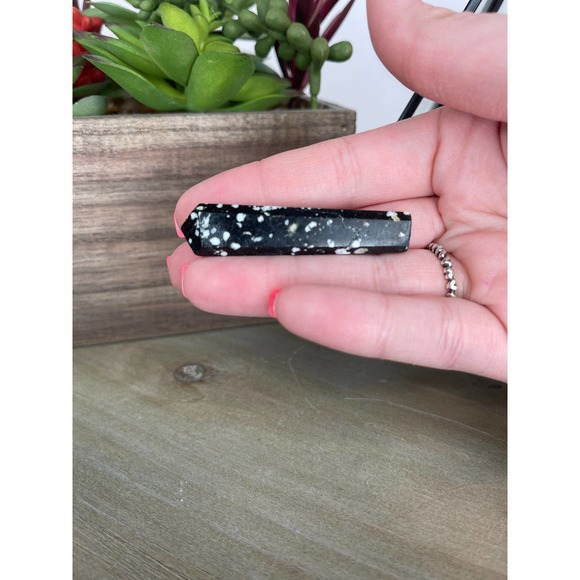 Snowflake Obsidian Mini Tower Self Standing Pencil Point Crystal - Picture 3 of 4